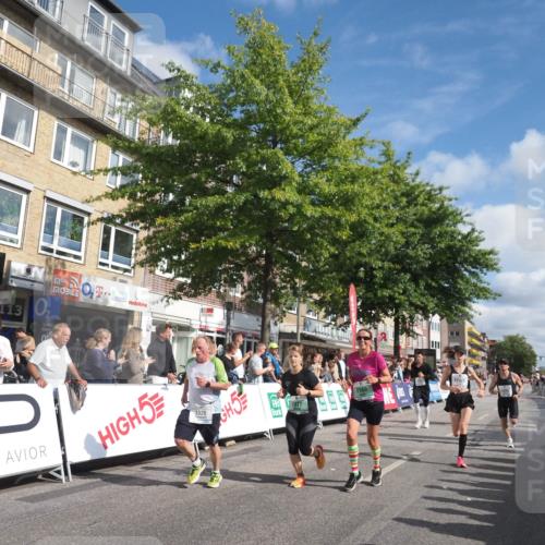 15.09.2024 - PSD Bank Halbmarathon Miley Keyser http://msf.ph/oto/7088442 15.09.2024 11:57:09 Ziel 977, 980, 1144, 1325, 1451, 1526, 1935, 2021, 2054, 2080, 2646, 2836, 2922 meine-sportfotos.de