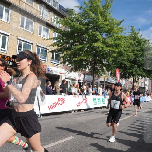 15.09.2024 - PSD Bank Halbmarathon Miley Keyser http://msf.ph/oto/7088451 15.09.2024 11:57:10 Ziel 971, 977, 980, 1144, 1325, 1451, 1526, 1935, 2021, 2054, 2080, 2646, 2836, 2922 meine-sportfotos.de