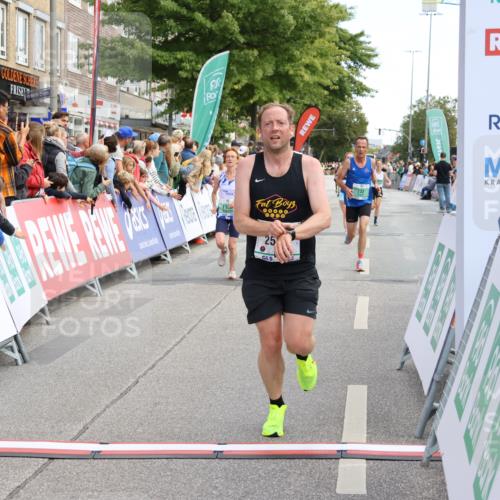 15.09.2024 - PSD Bank Halbmarathon Strokosch-Dieckow http://msf.ph/oto/7088489 15.09.2024 11:30:26 Ziel 454, 724, 732, 827, 892, 922, 1123, 1184, 1339, 1349, 2559 meine-sportfotos.de