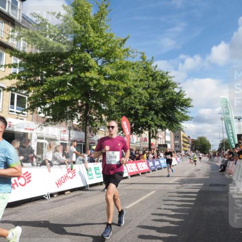 15.09.2024 - PSD Bank Halbmarathon Miley Keyser http://msf.ph/oto/7088521 15.09.2024 11:57:30 Ziel 971, 978, 1281, 1431, 1505, 1647, 1827, 1920, 2141, 2510, 2836, 2905, 2929 meine-sportfotos.de