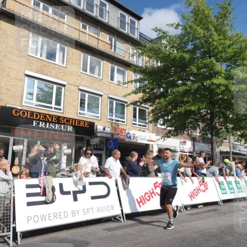 15.09.2024 - PSD Bank Halbmarathon Miley Keyser http://msf.ph/oto/7088527 15.09.2024 11:57:31 Ziel 971, 978, 1281, 1431, 1505, 1647, 1827, 1920, 2141, 2510, 2836, 2905, 2929 meine-sportfotos.de