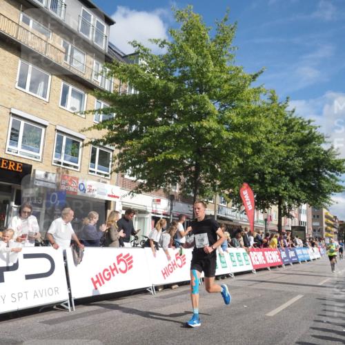 15.09.2024 - PSD Bank Halbmarathon Miley Keyser http://msf.ph/oto/7088541 15.09.2024 11:57:33 Ziel 978, 1281, 1431, 1505, 1647, 1827, 1920, 2141, 2510, 2905, 2929 meine-sportfotos.de