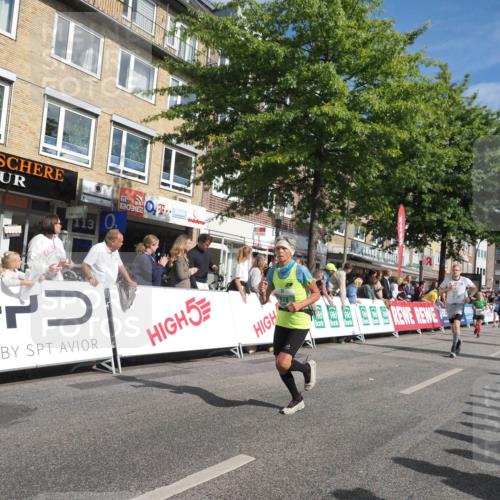 15.09.2024 - PSD Bank Halbmarathon Miley Keyser http://msf.ph/oto/7088558 15.09.2024 11:57:36 Ziel 978, 1281, 1289, 1431, 1505, 1647, 1827, 1920, 1987, 2141, 2510, 2905, 2929 meine-sportfotos.de