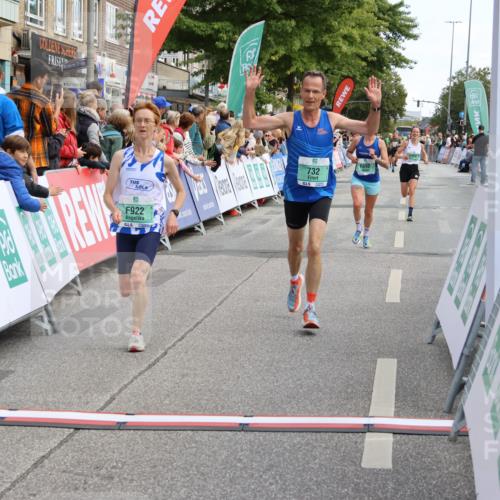 15.09.2024 - PSD Bank Halbmarathon Strokosch-Dieckow http://msf.ph/oto/7088564 15.09.2024 11:30:28 Ziel 454, 724, 732, 827, 892, 922, 1123, 1339, 1349, 2559 meine-sportfotos.de