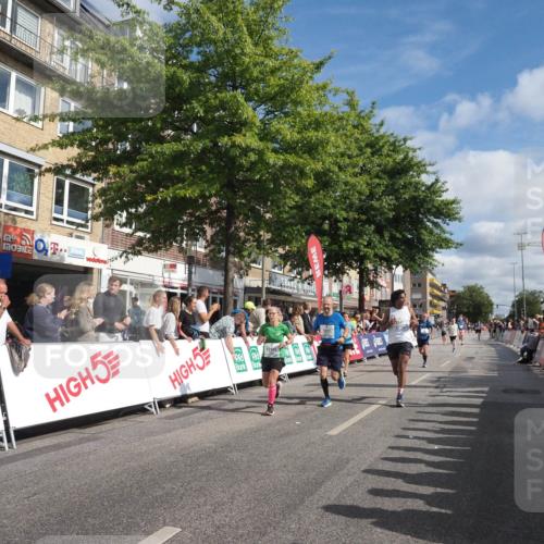 15.09.2024 - PSD Bank Halbmarathon Miley Keyser http://msf.ph/oto/7088572 15.09.2024 11:57:39 Ziel 806, 978, 1281, 1289, 1302, 1431, 1505, 1647, 1827, 1920, 1987, 2141, 2510, 2905, 2929 meine-sportfotos.de
