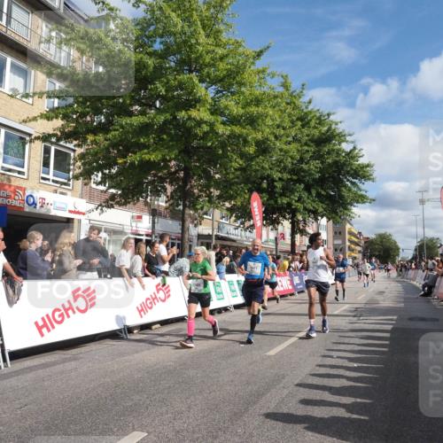 15.09.2024 - PSD Bank Halbmarathon Miley Keyser http://msf.ph/oto/7088574 15.09.2024 11:57:40 Ziel 806, 978, 1281, 1289, 1302, 1431, 1505, 1647, 1827, 1920, 1987, 2141, 2905, 2929 meine-sportfotos.de