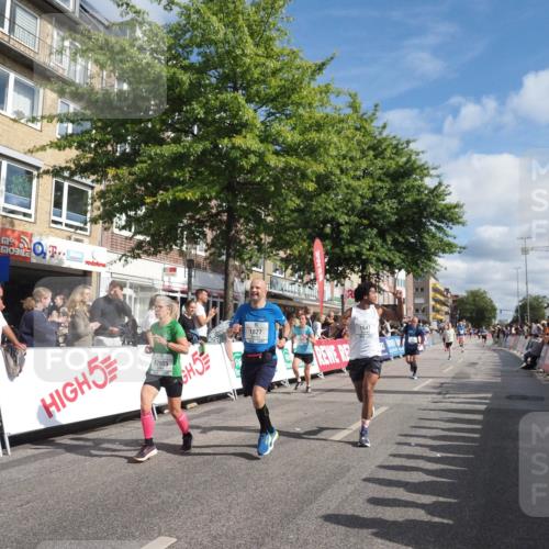 15.09.2024 - PSD Bank Halbmarathon Miley Keyser http://msf.ph/oto/7088580 15.09.2024 11:57:40 Ziel 806, 978, 1281, 1289, 1302, 1431, 1505, 1647, 1827, 1920, 1987, 2141, 2905, 2929 meine-sportfotos.de