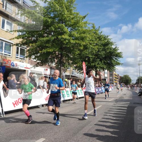 15.09.2024 - PSD Bank Halbmarathon Miley Keyser http://msf.ph/oto/7088583 15.09.2024 11:57:40 Ziel 806, 978, 1281, 1289, 1302, 1431, 1505, 1647, 1827, 1920, 1987, 2141, 2905, 2929 meine-sportfotos.de
