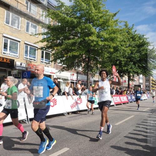 15.09.2024 - PSD Bank Halbmarathon Miley Keyser http://msf.ph/oto/7088587 15.09.2024 11:57:41 Ziel 806, 978, 1281, 1289, 1302, 1431, 1505, 1647, 1827, 1920, 1987, 2905, 2929 meine-sportfotos.de