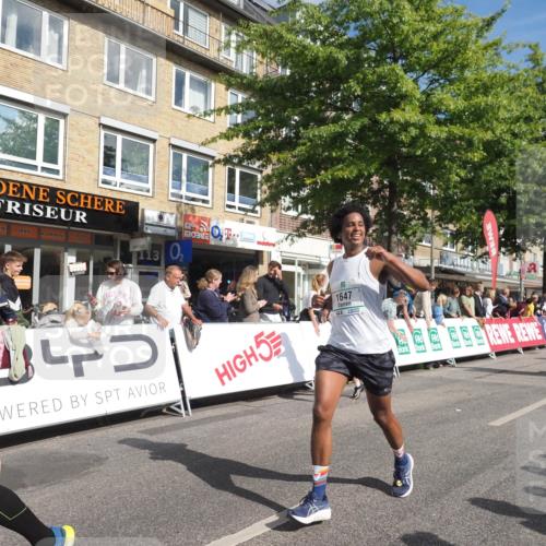 15.09.2024 - PSD Bank Halbmarathon Miley Keyser http://msf.ph/oto/7088591 15.09.2024 11:57:41 Ziel 806, 978, 1281, 1289, 1302, 1431, 1505, 1647, 1827, 1920, 1987, 2905, 2929 meine-sportfotos.de