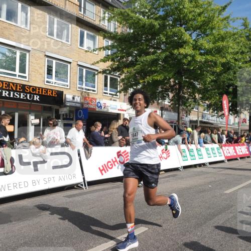 15.09.2024 - PSD Bank Halbmarathon Miley Keyser http://msf.ph/oto/7088592 15.09.2024 11:57:41 Ziel 806, 978, 1281, 1289, 1302, 1431, 1505, 1647, 1827, 1920, 1987, 2905, 2929 meine-sportfotos.de