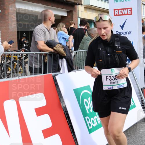 15.09.2024 - PSD Bank Halbmarathon Strokosch-Dieckow http://msf.ph/oto/7088608 15.09.2024 12:39:29 Ziel 2523, 2954, 3332, 3333, 3367 meine-sportfotos.de