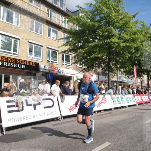 15.09.2024 - PSD Bank Halbmarathon Miley Keyser http://msf.ph/oto/7088609 15.09.2024 11:57:44 Ziel 806, 978, 1281, 1289, 1302, 1505, 1647, 1827, 1920, 1987, 2542, 2664, 2905, 2929, 3525 meine-sportfotos.de