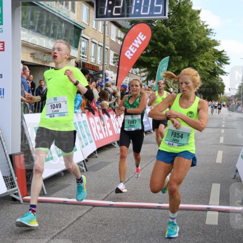 15.09.2024 - PSD Bank Halbmarathon Strokosch-Dieckow http://msf.ph/oto/7088612 15.09.2024 11:21:56 Ziel 655, 854, 864, 867, 1049, 1092 meine-sportfotos.de