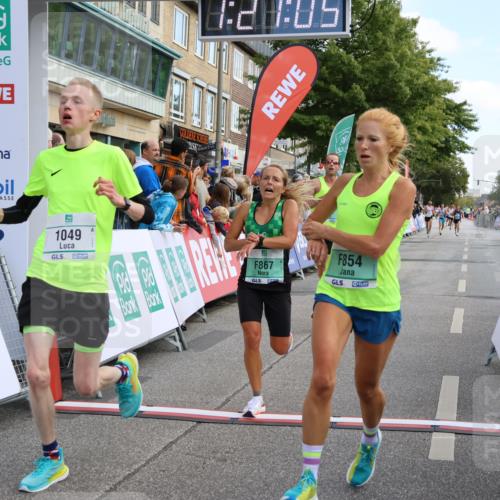 15.09.2024 - PSD Bank Halbmarathon Strokosch-Dieckow http://msf.ph/oto/7088644 15.09.2024 11:21:56 Ziel 655, 854, 864, 867, 1049, 1092 meine-sportfotos.de