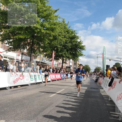 15.09.2024 - PSD Bank Halbmarathon Miley Keyser http://msf.ph/oto/7088649 15.09.2024 11:57:55 Ziel 806, 1289, 1302, 1417, 1530, 1708, 1900, 1987, 2512, 2542, 2564, 2572, 2664, 2751, 2763, 3525 meine-sportfotos.de