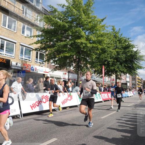 15.09.2024 - PSD Bank Halbmarathon Miley Keyser http://msf.ph/oto/7088682 15.09.2024 11:58:00 Ziel 806, 975, 1302, 1417, 1449, 1530, 1708, 1900, 2512, 2542, 2564, 2572, 2664, 2751, 2763, 3138, 3525 meine-sportfotos.de