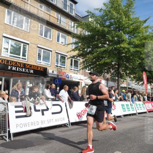 15.09.2024 - PSD Bank Halbmarathon Miley Keyser http://msf.ph/oto/7088713 15.09.2024 11:58:05 Ziel 975, 1417, 1449, 1530, 1539, 1565, 1708, 1900, 2512, 2542, 2564, 2572, 2664, 2751, 2763, 2873, 2883, 3138, 3525 meine-sportfotos.de