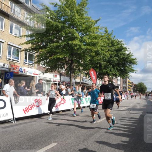15.09.2024 - PSD Bank Halbmarathon Miley Keyser http://msf.ph/oto/7088736 15.09.2024 11:58:11 Ziel 975, 1417, 1449, 1530, 1539, 1565, 1708, 1900, 2497, 2512, 2763, 2873, 2883, 3138, 3552 meine-sportfotos.de