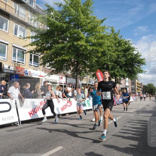 15.09.2024 - PSD Bank Halbmarathon Miley Keyser http://msf.ph/oto/7088738 15.09.2024 11:58:11 Ziel 975, 1417, 1449, 1530, 1539, 1565, 1708, 1900, 2497, 2512, 2763, 2873, 2883, 3138, 3552 meine-sportfotos.de
