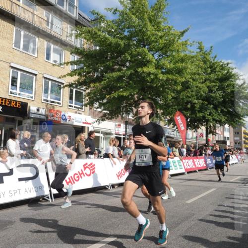 15.09.2024 - PSD Bank Halbmarathon Miley Keyser http://msf.ph/oto/7088740 15.09.2024 11:58:12 Ziel 975, 1417, 1449, 1530, 1539, 1565, 1708, 1900, 2497, 2512, 2763, 2873, 2883, 3138, 3552 meine-sportfotos.de
