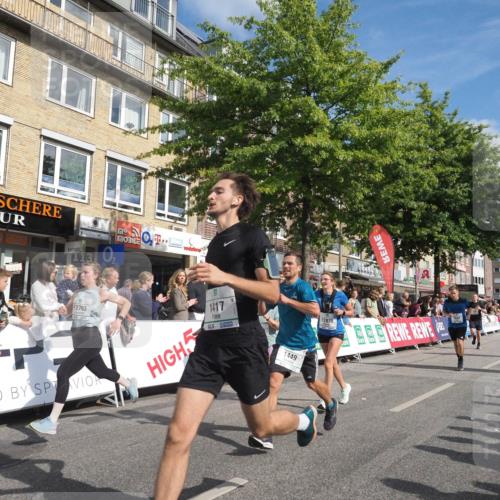 15.09.2024 - PSD Bank Halbmarathon Miley Keyser http://msf.ph/oto/7088742 15.09.2024 11:58:12 Ziel 975, 1417, 1449, 1530, 1539, 1565, 1708, 1900, 2497, 2512, 2763, 2873, 2883, 3138, 3552 meine-sportfotos.de