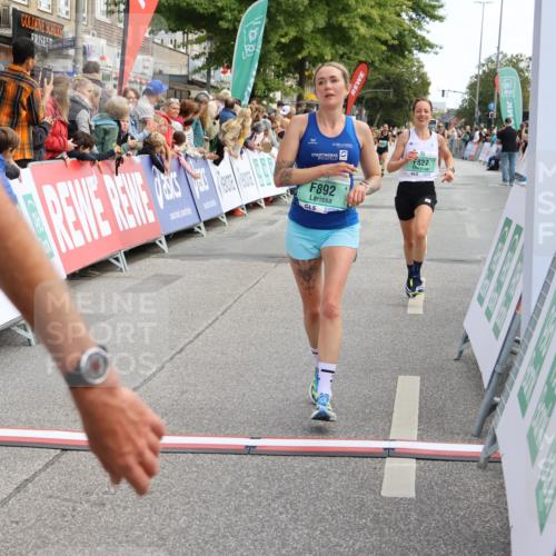 15.09.2024 - PSD Bank Halbmarathon Strokosch-Dieckow http://msf.ph/oto/7088758 15.09.2024 11:30:30 Ziel 454, 724, 732, 827, 892, 922, 1208, 1339, 1349, 2559 meine-sportfotos.de