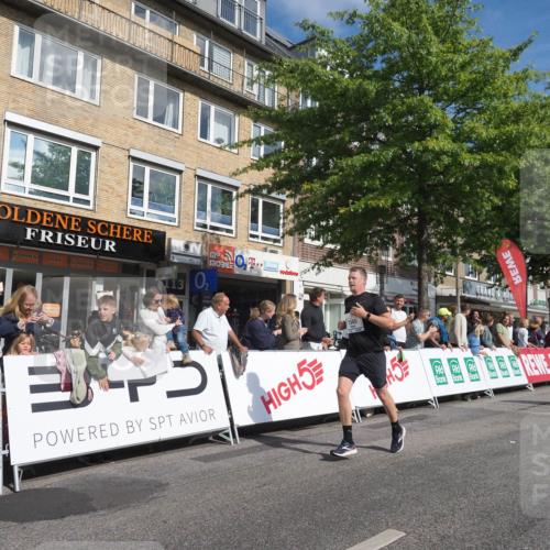 15.09.2024 - PSD Bank Halbmarathon Miley Keyser http://msf.ph/oto/7088763 15.09.2024 11:58:15 Ziel 975, 1417, 1449, 1539, 1565, 1642, 1818, 1842, 2205, 2497, 2763, 2870, 2873, 2883, 3138, 3552 meine-sportfotos.de