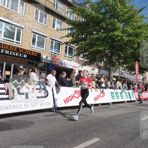 15.09.2024 - PSD Bank Halbmarathon Miley Keyser http://msf.ph/oto/7088774 15.09.2024 11:58:19 Ziel 1449, 1539, 1565, 1642, 1818, 1842, 2205, 2497, 2773, 2823, 2870, 2873, 2883, 3138, 3552 meine-sportfotos.de