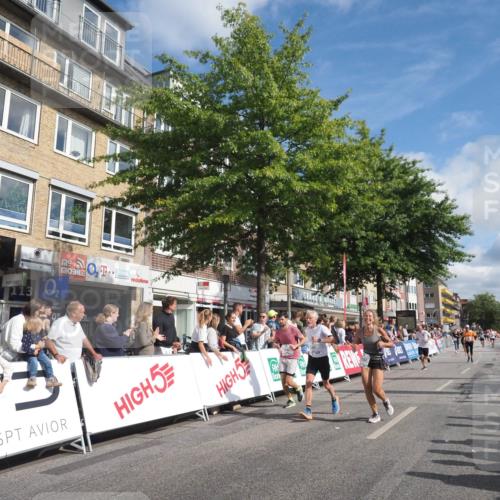 15.09.2024 - PSD Bank Halbmarathon Miley Keyser http://msf.ph/oto/7088781 15.09.2024 11:58:20 Ziel 1449, 1539, 1565, 1642, 1818, 1842, 2101, 2205, 2497, 2773, 2823, 2870, 2873, 2883, 3138, 3552 meine-sportfotos.de