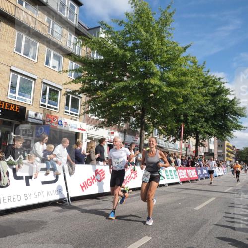15.09.2024 - PSD Bank Halbmarathon Miley Keyser http://msf.ph/oto/7088793 15.09.2024 11:58:21 Ziel 1539, 1565, 1642, 1818, 1842, 2101, 2205, 2497, 2773, 2823, 2870, 2873, 2883, 3138, 3552 meine-sportfotos.de