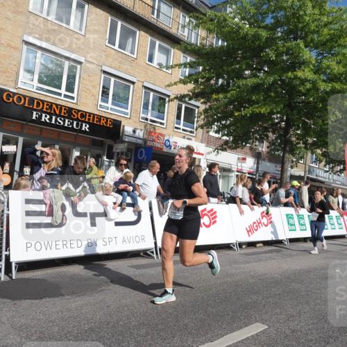 15.09.2024 - PSD Bank Halbmarathon Miley Keyser http://msf.ph/oto/7088819 15.09.2024 11:58:29 Ziel 1303, 1642, 1818, 1842, 1849, 1947, 2101, 2205, 2249, 2497, 2773, 2823, 2860, 2870, 2885, 3552, 3553 meine-sportfotos.de