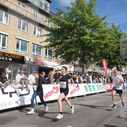 15.09.2024 - PSD Bank Halbmarathon Miley Keyser http://msf.ph/oto/7088830 15.09.2024 11:58:30 Ziel 1303, 1642, 1818, 1842, 1849, 1947, 2101, 2205, 2249, 2497, 2773, 2823, 2860, 2870, 2885, 3552, 3553 meine-sportfotos.de