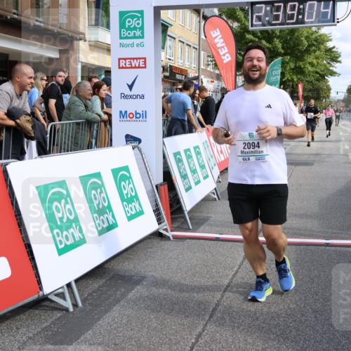 15.09.2024 - PSD Bank Halbmarathon Strokosch-Dieckow http://msf.ph/oto/7088833 15.09.2024 12:39:55 Ziel 2094, 2137 meine-sportfotos.de