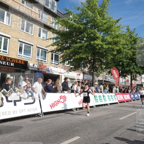 15.09.2024 - PSD Bank Halbmarathon Miley Keyser http://msf.ph/oto/7088868 15.09.2024 11:58:40 Ziel 1283, 1303, 1822, 1849, 1865, 1919, 1947, 1992, 2038, 2101, 2249, 2474, 2760, 2773, 2860, 2885, 3551, 3553 meine-sportfotos.de