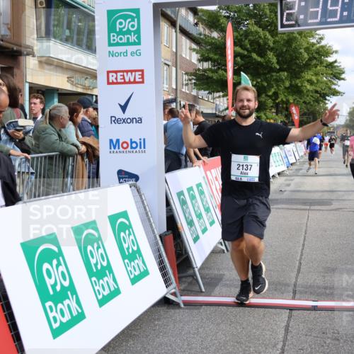 15.09.2024 - PSD Bank Halbmarathon Strokosch-Dieckow http://msf.ph/oto/7088881 15.09.2024 12:40:01 Ziel 2094, 2137, 3297 meine-sportfotos.de