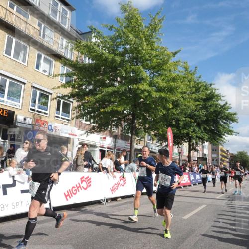 15.09.2024 - PSD Bank Halbmarathon Miley Keyser http://msf.ph/oto/7088910 15.09.2024 11:58:47 Ziel 1283, 1303, 1711, 1822, 1865, 1870, 1890, 1919, 1955, 1992, 2038, 2297, 2474, 2760, 2860, 2885, 3022, 3051, 3528, 3551, 3553 meine-sportfotos.de