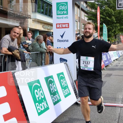 15.09.2024 - PSD Bank Halbmarathon Strokosch-Dieckow http://msf.ph/oto/7088917 15.09.2024 12:40:02 Ziel 2094, 2125, 2137, 3297 meine-sportfotos.de