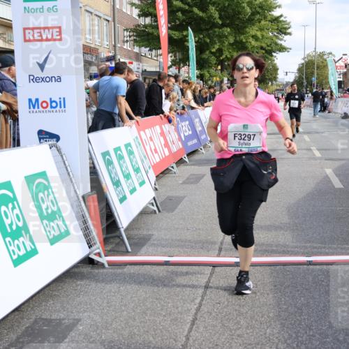15.09.2024 - PSD Bank Halbmarathon Strokosch-Dieckow http://msf.ph/oto/7088969 15.09.2024 12:40:04 Ziel 2094, 2125, 2137, 3297 meine-sportfotos.de
