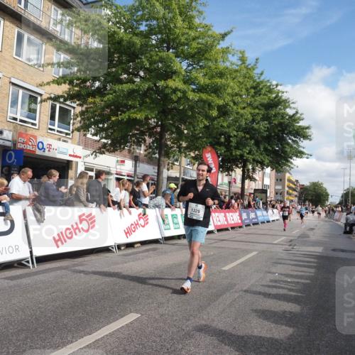 15.09.2024 - PSD Bank Halbmarathon Miley Keyser http://msf.ph/oto/7089033 15.09.2024 11:59:07 Ziel 795, 1329, 1585, 1862, 1870, 2061, 2230, 2278, 2297, 2545, 2721, 2756, 2776, 2897, 2956 meine-sportfotos.de