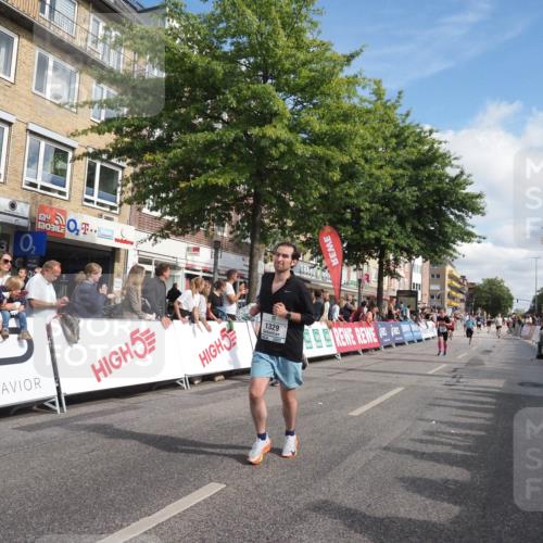 15.09.2024 - PSD Bank Halbmarathon Miley Keyser http://msf.ph/oto/7089036 15.09.2024 11:59:07 Ziel 795, 1329, 1585, 1862, 1870, 2061, 2230, 2278, 2297, 2545, 2721, 2756, 2776, 2897, 2956 meine-sportfotos.de