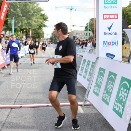 15.09.2024 - PSD Bank Halbmarathon Strokosch-Dieckow http://msf.ph/oto/7089039 15.09.2024 12:40:11 Ziel 2125, 2137, 2260, 2301, 3297, 3345 meine-sportfotos.de