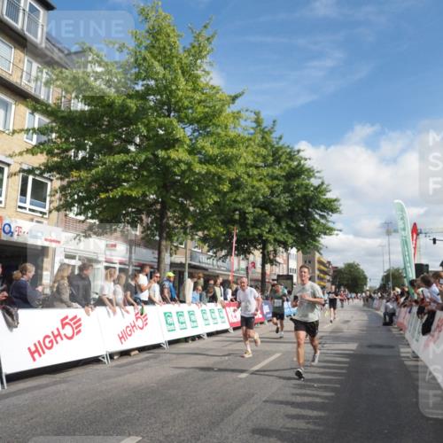 15.09.2024 - PSD Bank Halbmarathon Miley Keyser http://msf.ph/oto/7089074 15.09.2024 11:59:17 Ziel 795, 1329, 1585, 1738, 1739, 1862, 2061, 2278, 2545, 2767, 2776, 2789, 2897, 3189 meine-sportfotos.de