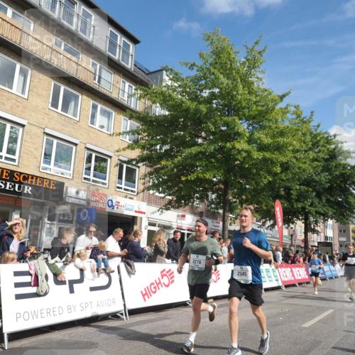 15.09.2024 - PSD Bank Halbmarathon Miley Keyser http://msf.ph/oto/7089091 15.09.2024 11:59:19 Ziel 795, 1329, 1585, 1738, 1739, 2004, 2061, 2142, 2278, 2545, 2767, 2776, 2789, 2817, 2897, 2950, 3189 meine-sportfotos.de