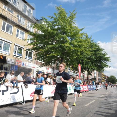 15.09.2024 - PSD Bank Halbmarathon Miley Keyser http://msf.ph/oto/7089109 15.09.2024 11:59:22 Ziel 795, 1585, 1738, 1739, 2004, 2061, 2142, 2278, 2545, 2767, 2789, 2817, 2876, 2897, 2950, 3189 meine-sportfotos.de