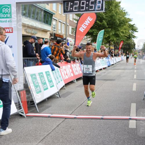 15.09.2024 - PSD Bank Halbmarathon Strokosch-Dieckow http://msf.ph/oto/7089119 15.09.2024 11:30:49 Ziel 682, 712, 1051, 1110, 1111, 1125, 1132, 1208, 1483 meine-sportfotos.de