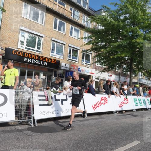 15.09.2024 - PSD Bank Halbmarathon Miley Keyser http://msf.ph/oto/7089125 15.09.2024 11:59:28 Ziel 1139, 1554, 1738, 1739, 2004, 2142, 2545, 2767, 2789, 2817, 2876, 2950, 3189 meine-sportfotos.de