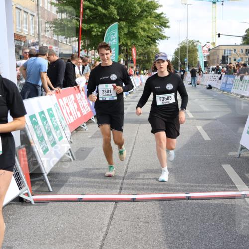 15.09.2024 - PSD Bank Halbmarathon Strokosch-Dieckow http://msf.ph/oto/7089174 15.09.2024 12:40:19 Ziel 2125, 2260, 2301, 2395, 3345, 3503 meine-sportfotos.de