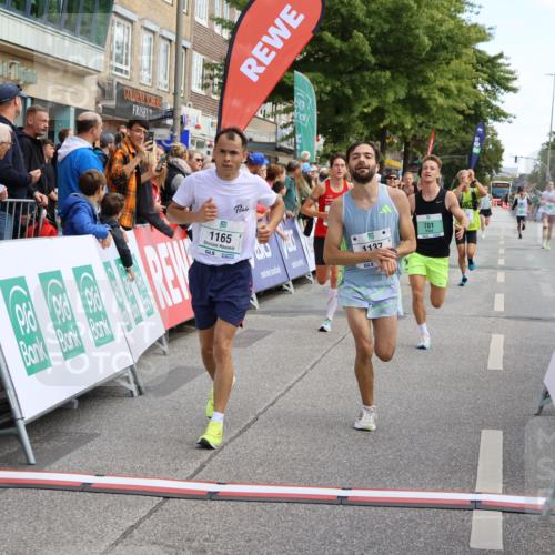15.09.2024 - PSD Bank Halbmarathon Strokosch-Dieckow http://msf.ph/oto/7089192 15.09.2024 11:31:06 Ziel 701, 712, 749, 918, 1038, 1110, 1137, 1165, 2461, 2475, 2476, 2601 meine-sportfotos.de