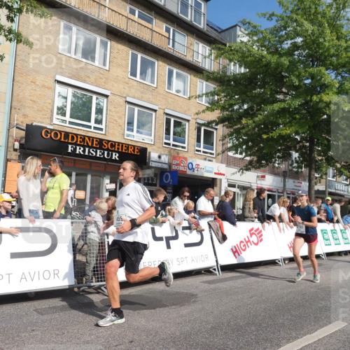 15.09.2024 - PSD Bank Halbmarathon Miley Keyser http://msf.ph/oto/7089213 15.09.2024 11:59:42 Ziel 1139, 1455, 1554, 1555, 1614, 1665, 1902, 2046, 2151, 2161, 2418, 2558, 2783, 2841, 2864, 2874, 2876 meine-sportfotos.de